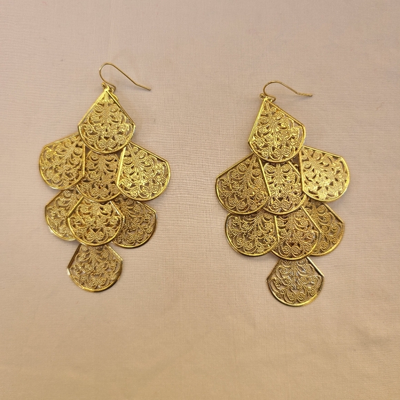 Gold Tone Filigree Chandelier Dangle Earrings - Picture 1 of 4